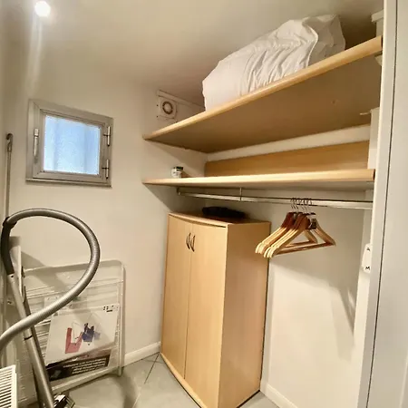 Jean Paul Ii Apartment *